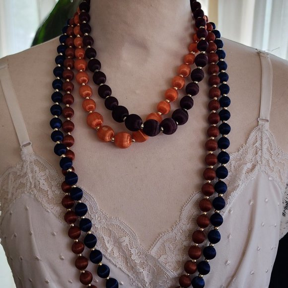 Classic Stacking Beaded Necklaces Estate Jewelry Set, Colorful mid century MOD - Picture 2 of 12